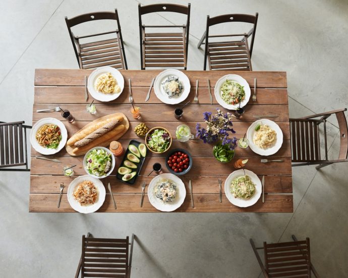 Jak wybrać idealny stół rozkładany do swojego wnętrza?